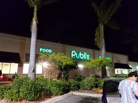 Publix bayshore - Dec 18, 2023 · A southern favorite for groceries, Publix Super Market at Bayshore Village is conveniently located in Port Charlotte, FL. Open 7 days a week, we offer in-store shopping, grocery delivery, and more. Page · Supermarket. 4265 Tamiami Trl, Port Charlotte, FL, United States, Florida. (941) 629-1100. 